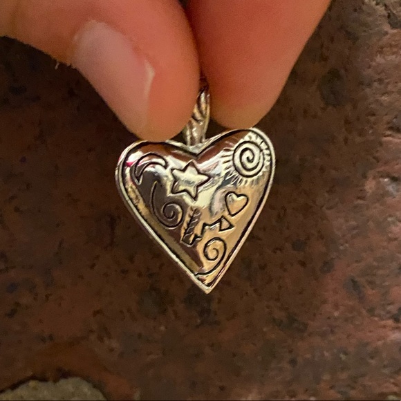 Sold- BRIGHTON contemporary scrolled double sided silver heart pendant - Picture 3 of 4